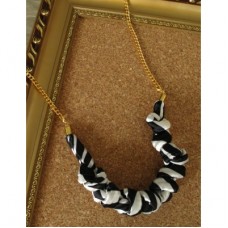 Big knot Necklace