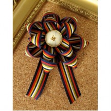 Ribbon brooch