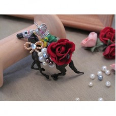 Floral running horse brooch