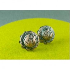 Lotus stud Earrings 