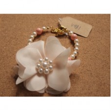 Bracelet with crystal Preals